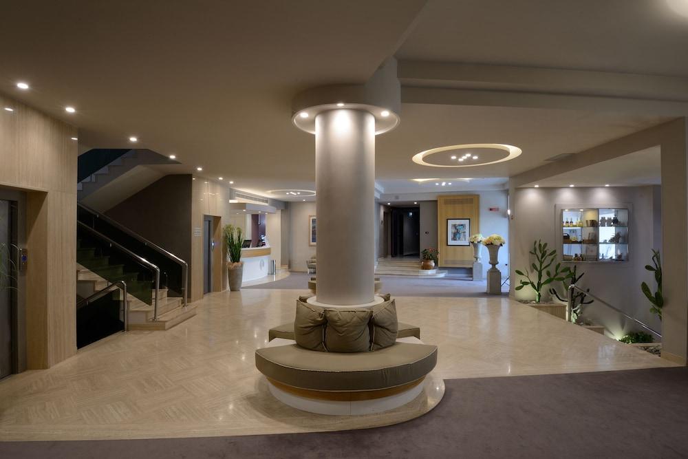 President Park Hotel Ачитрецца Экстерьер фото
